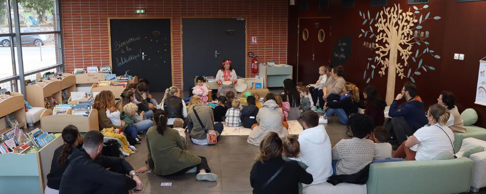 La bibliothèque Elsa Triolet La bibliothèque Elsa Triolet