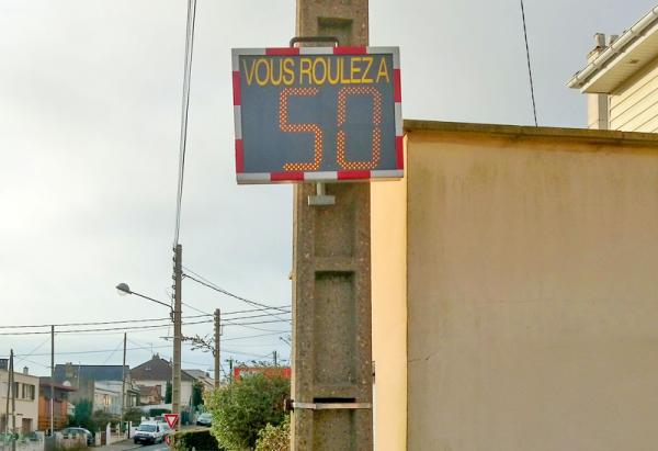Le radar pédagogique de la ville d'Harfleur Le radar pédagogique de la ville d'Harfleur