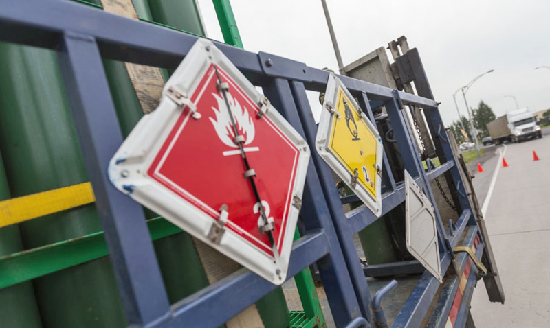 Transport de matières dangereuses Transport de matières dangereuses